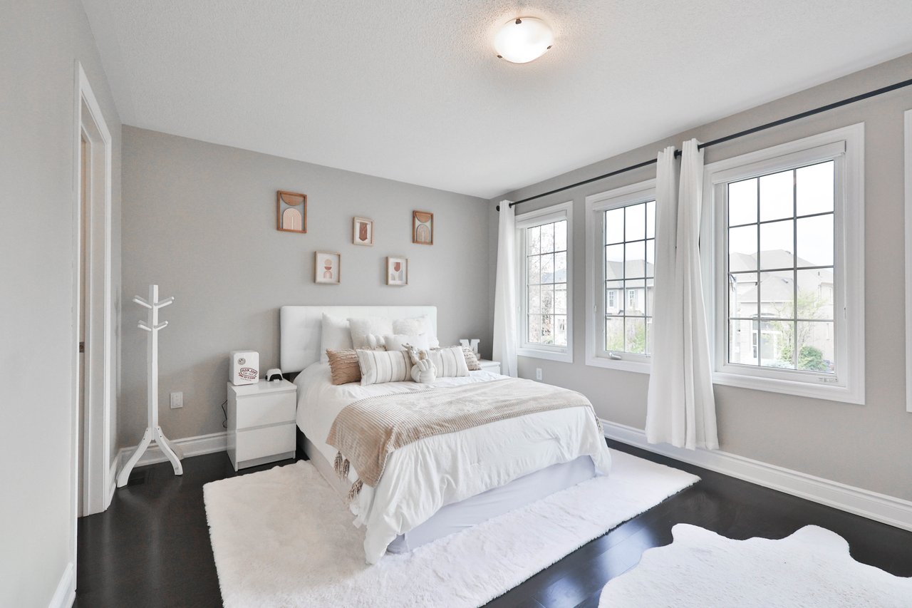 3262 Skipton Lane, Oakville