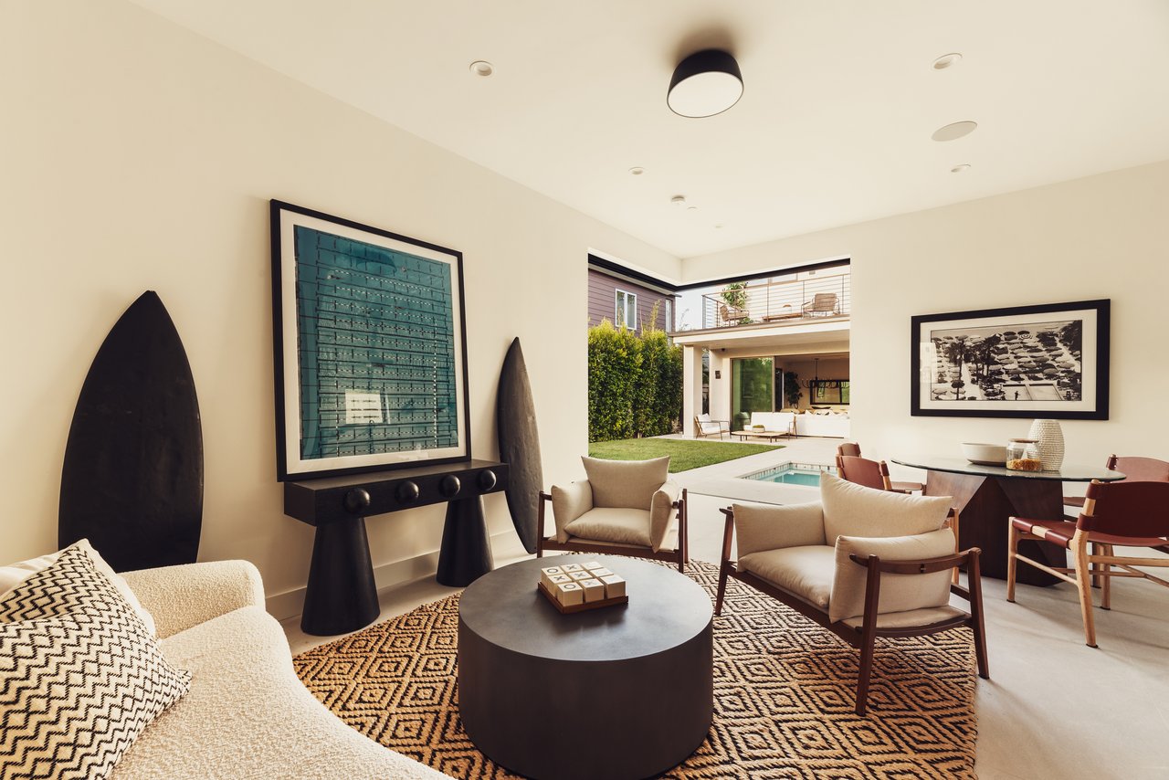 2115 Walnut Ave, Venice