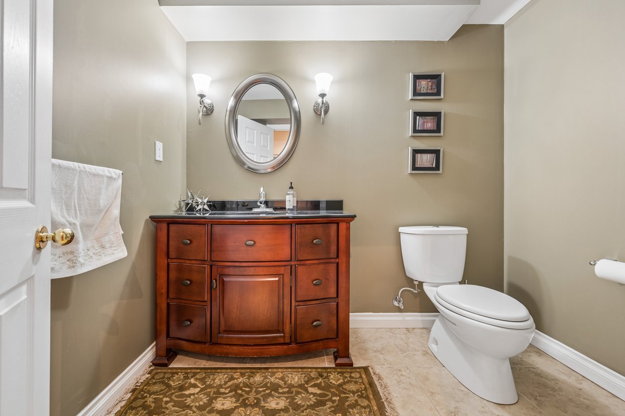 2283 Briargrove Circle, Oakville, ON