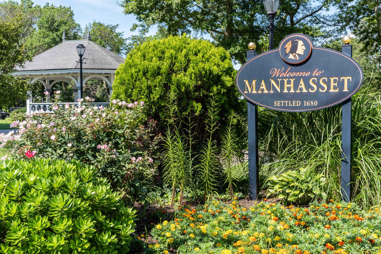 Manhasset