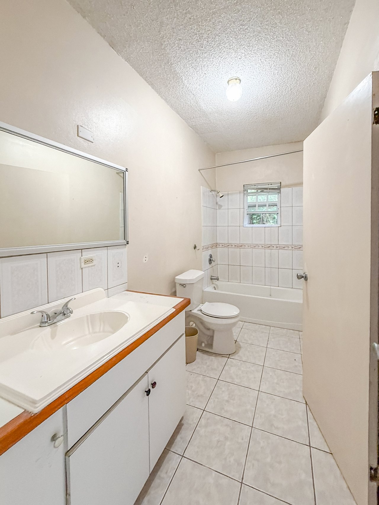 372 Cane Garden Bay 2 Bedroom Apartment