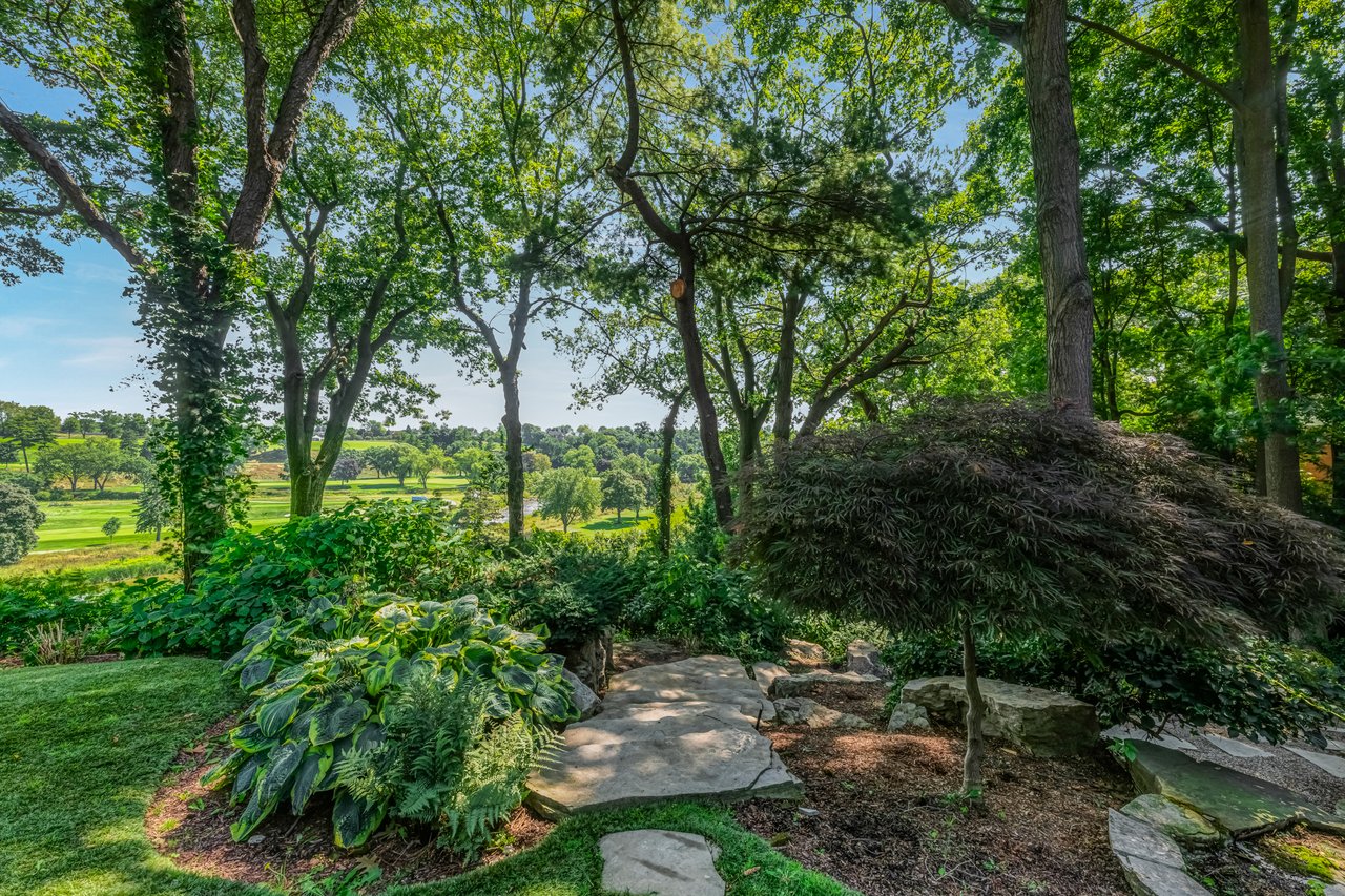 1000 Mississauga Heights Dr