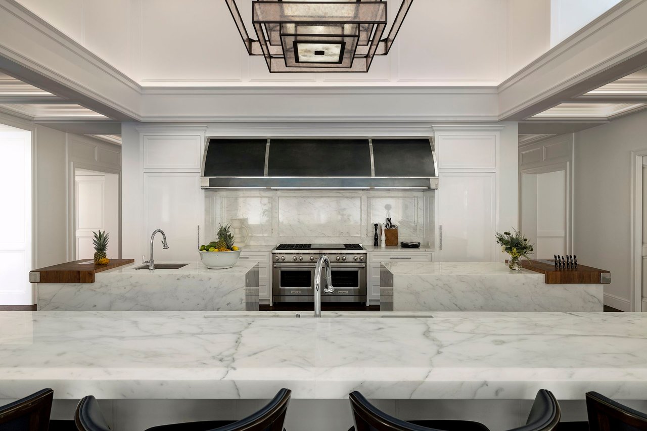 2770 Gale Road, Wayzata