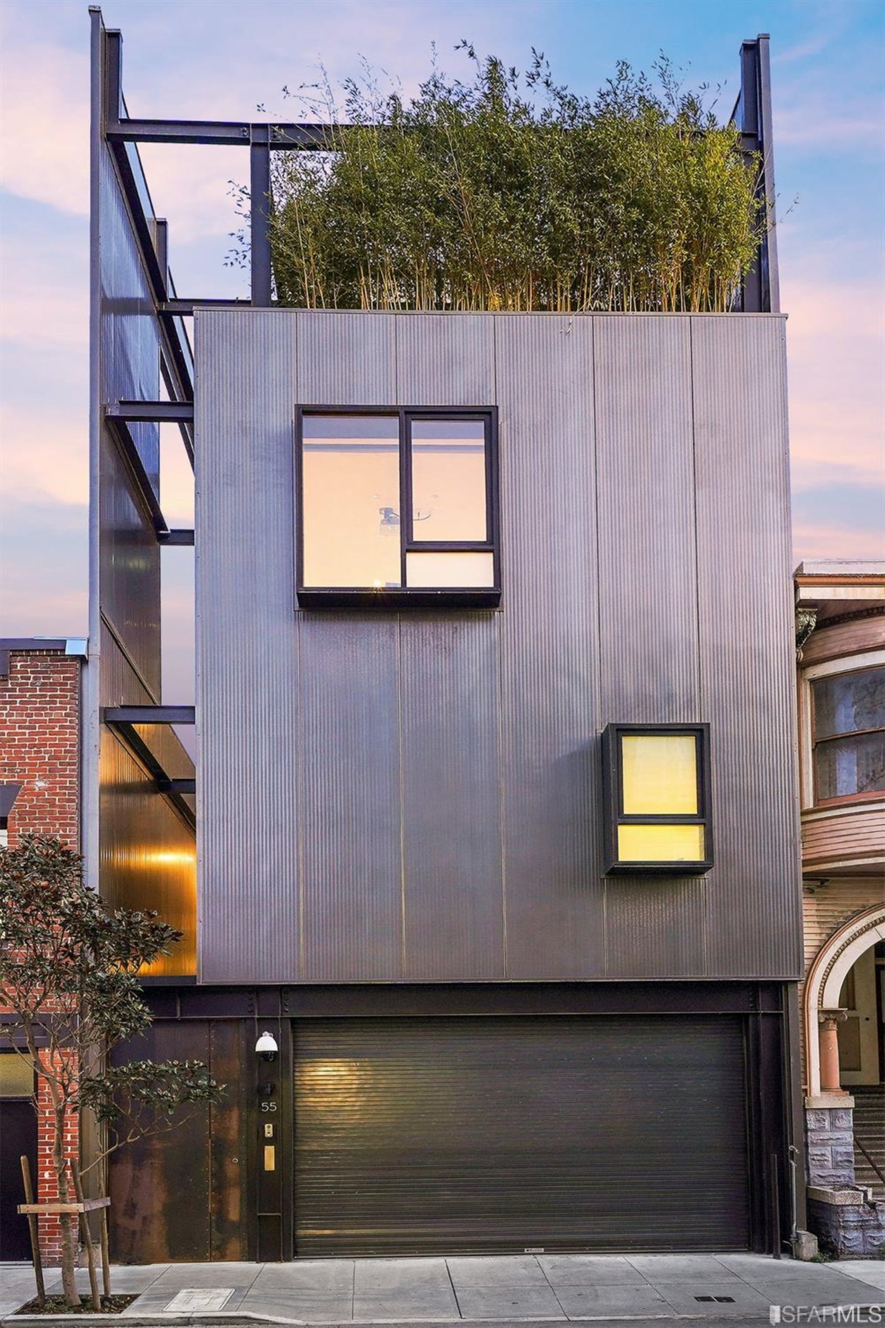 55 Sheridan St