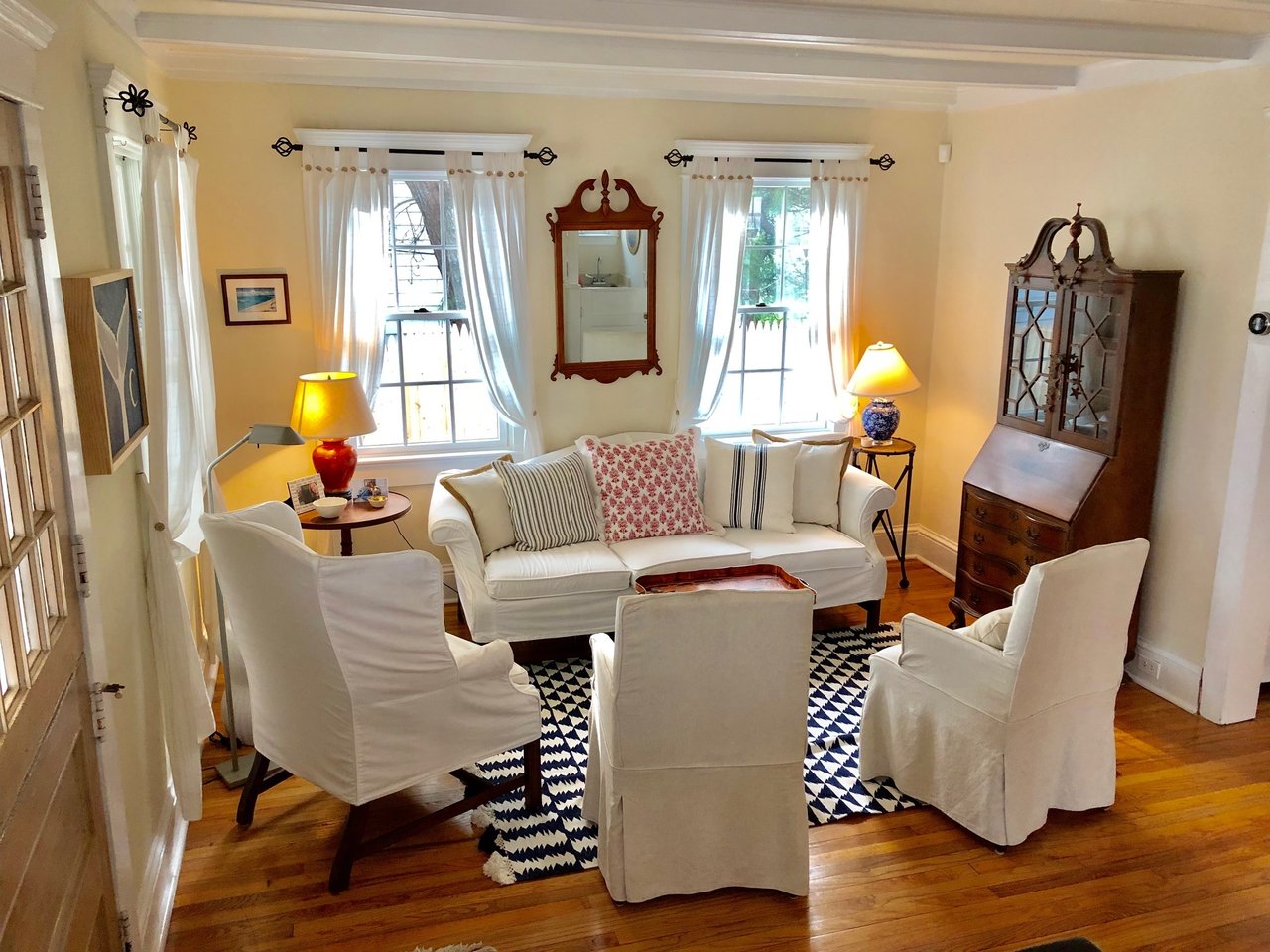 #344 Classic Bay Header