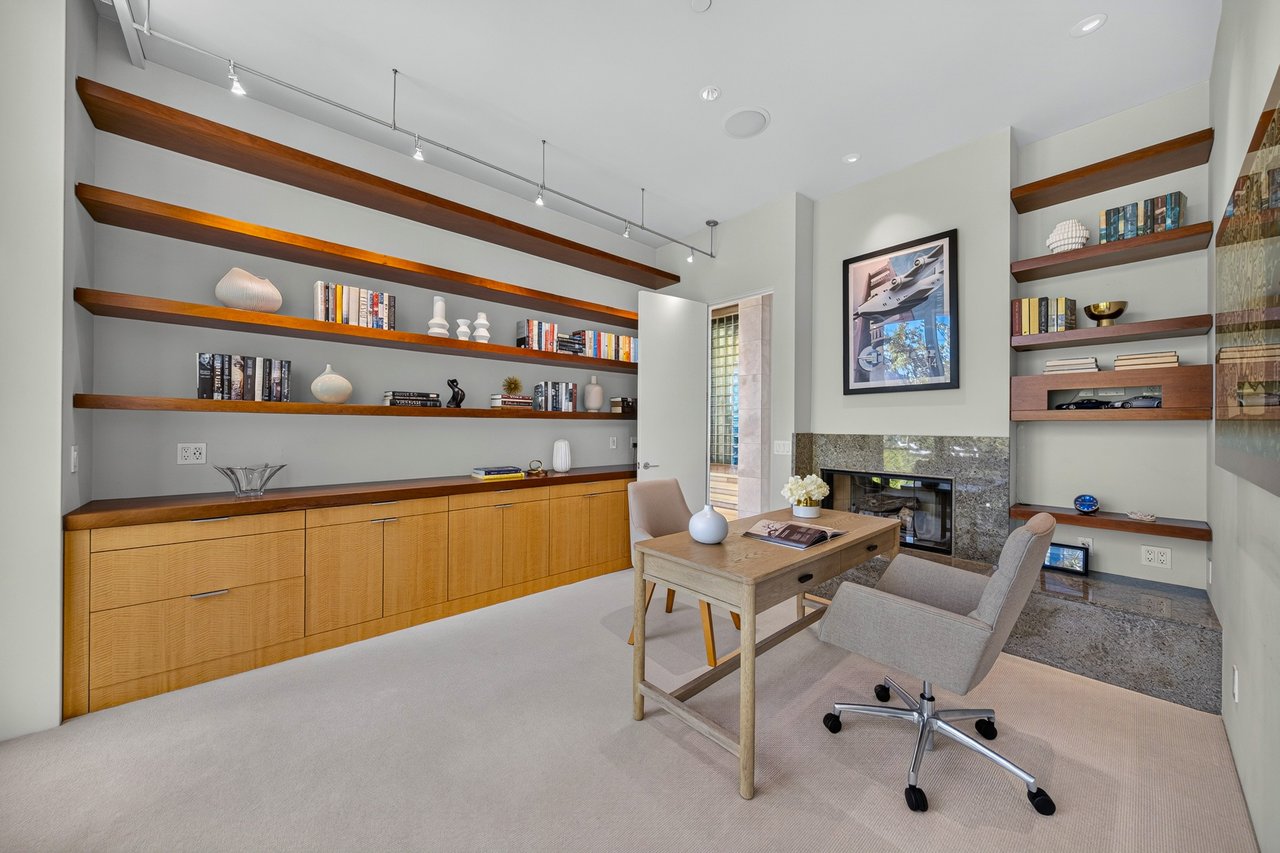 Dramatic Contemporary Architecture and Golden Gate Bridge Views