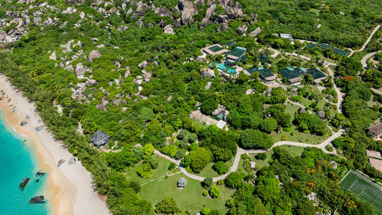 Valley Trunk Estate 