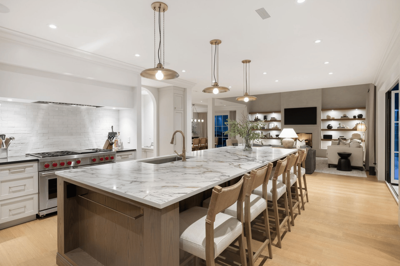 4374 Erwin Drive