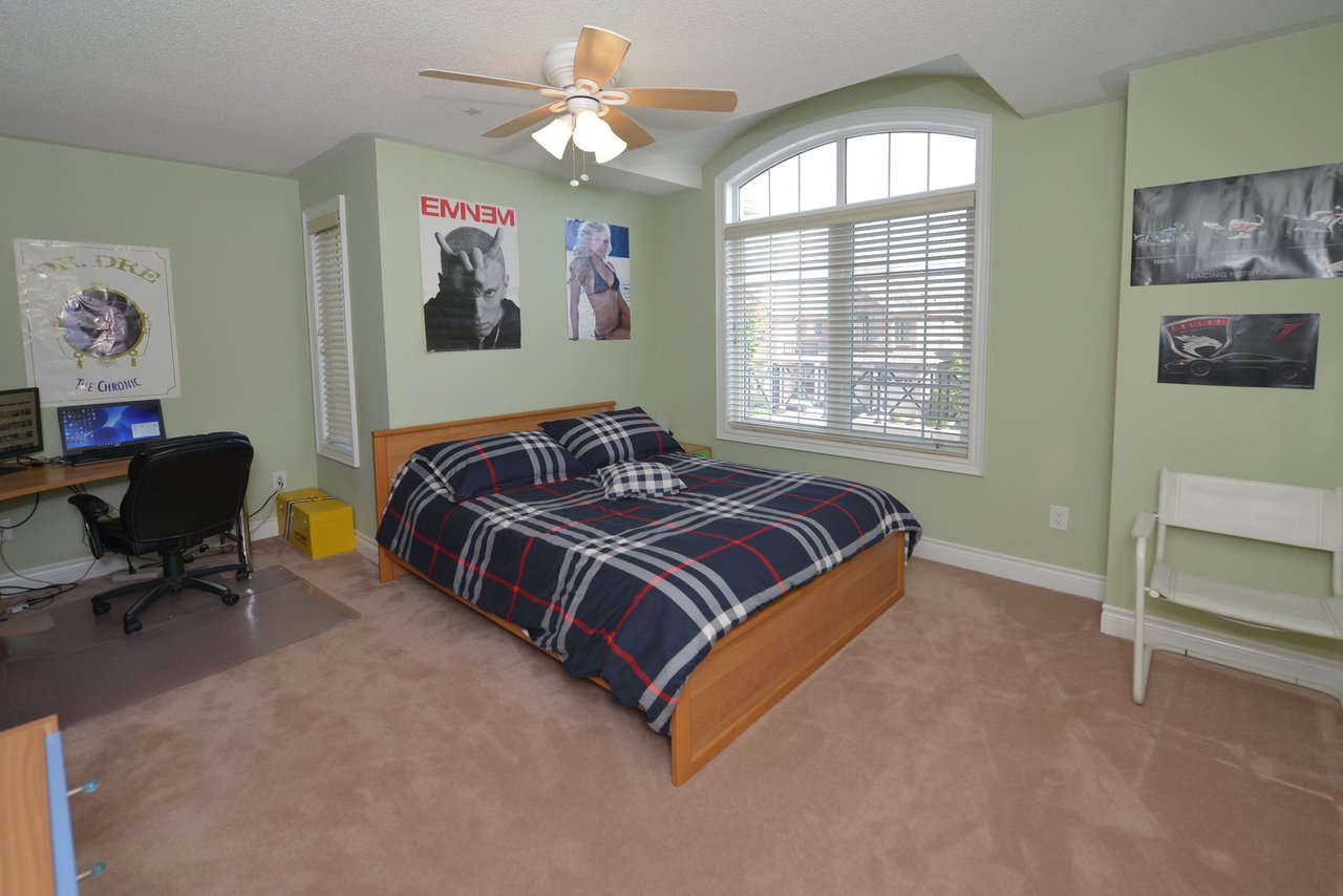 2316 Hall Manor Dr