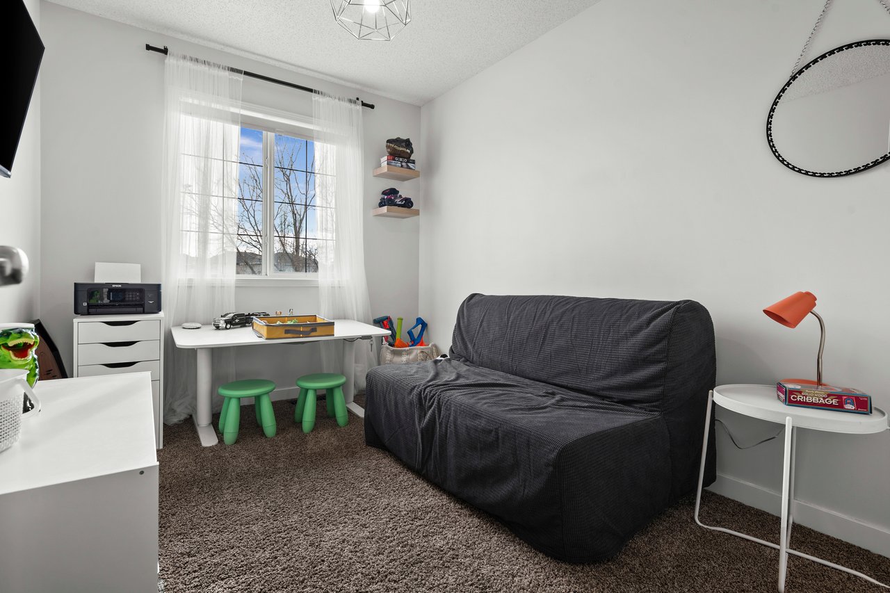 218 Coville Circle NE