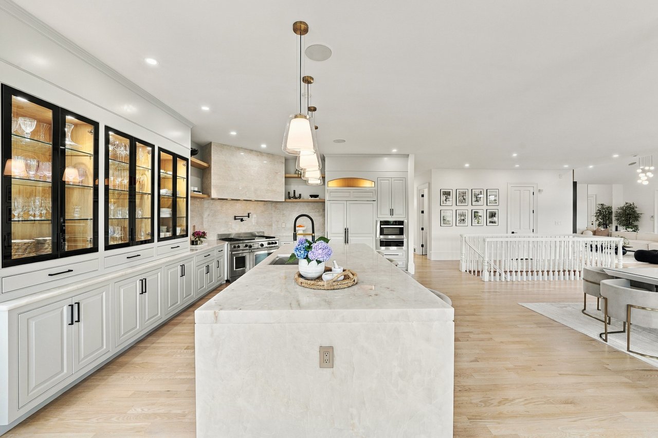 An Exceptional Southborough Estate