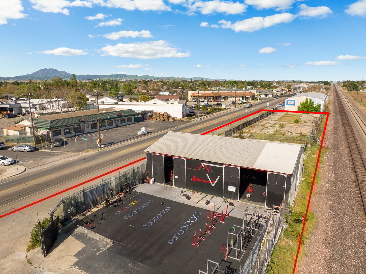 3850 Main St