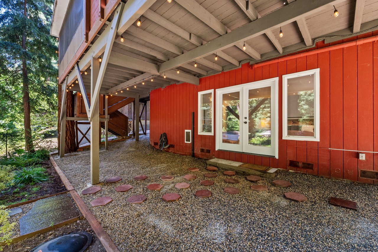 620 Knoll Way, Felton
