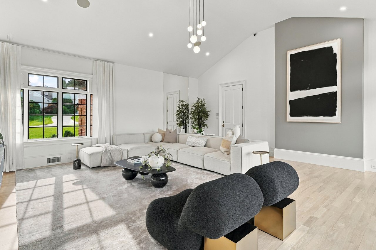 An Exceptional Southborough Estate