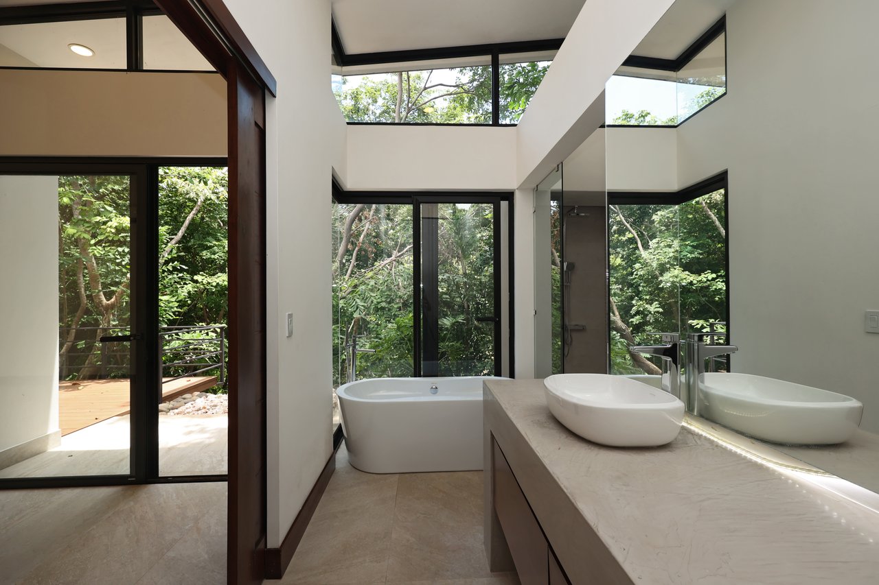 Modern luxury home for sale in Pacífico, Playas del Coco – Private pool, beach club and resort amenities