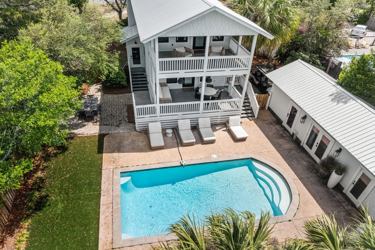 111 Crescent Road