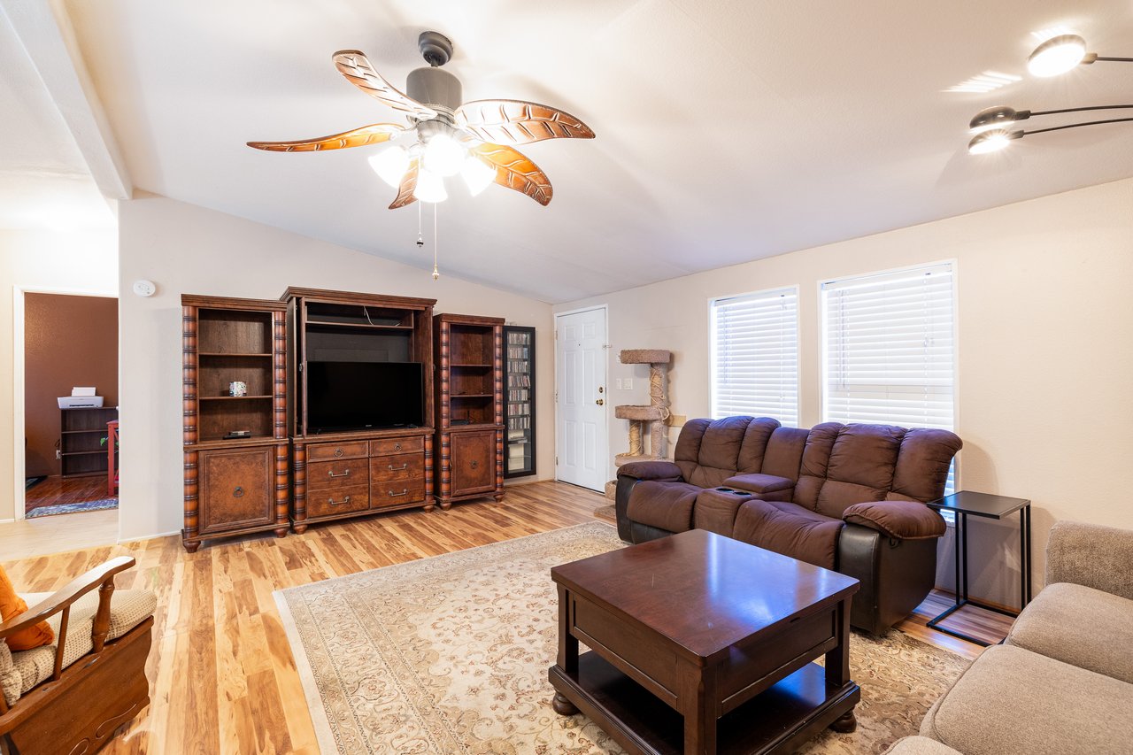 1431 S Union Pacific St