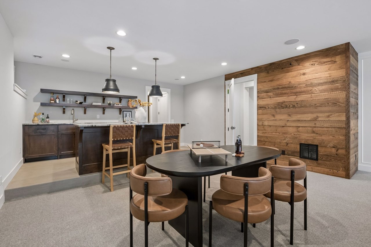 4240 Sidell Trail, Edina