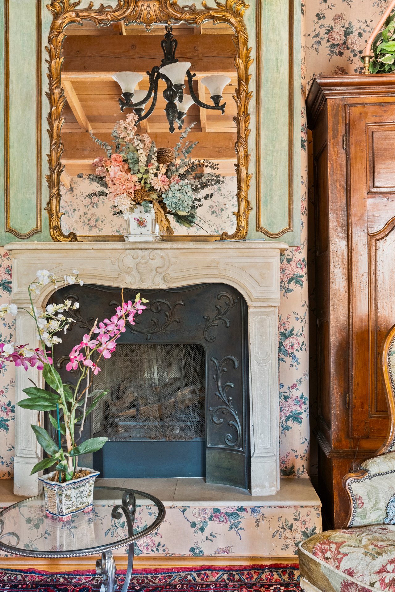 706 N Maple Dr, Beverly Hills