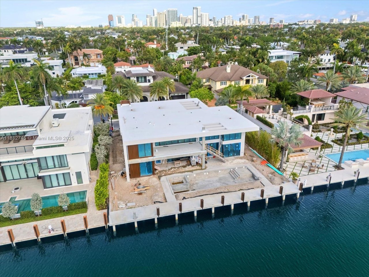 630 Isle Of Palms Dr