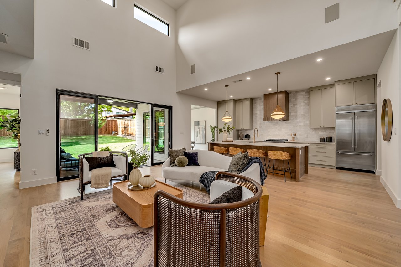 8815 San Leandro Drive