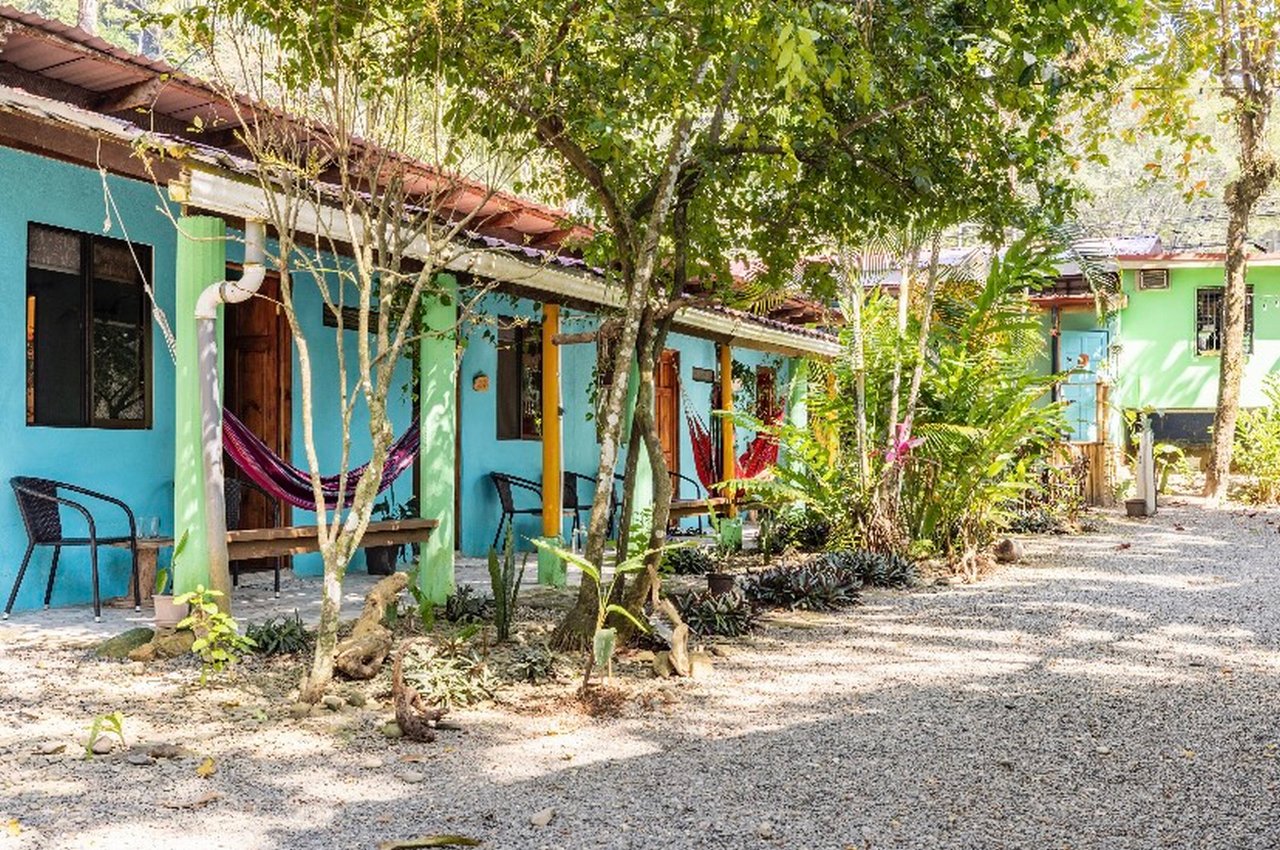 0.23 ACRES – Multi-Business Property In The Heart Of Dominical – Restaurant, 4 Cabins & Commercial Rental!!!!