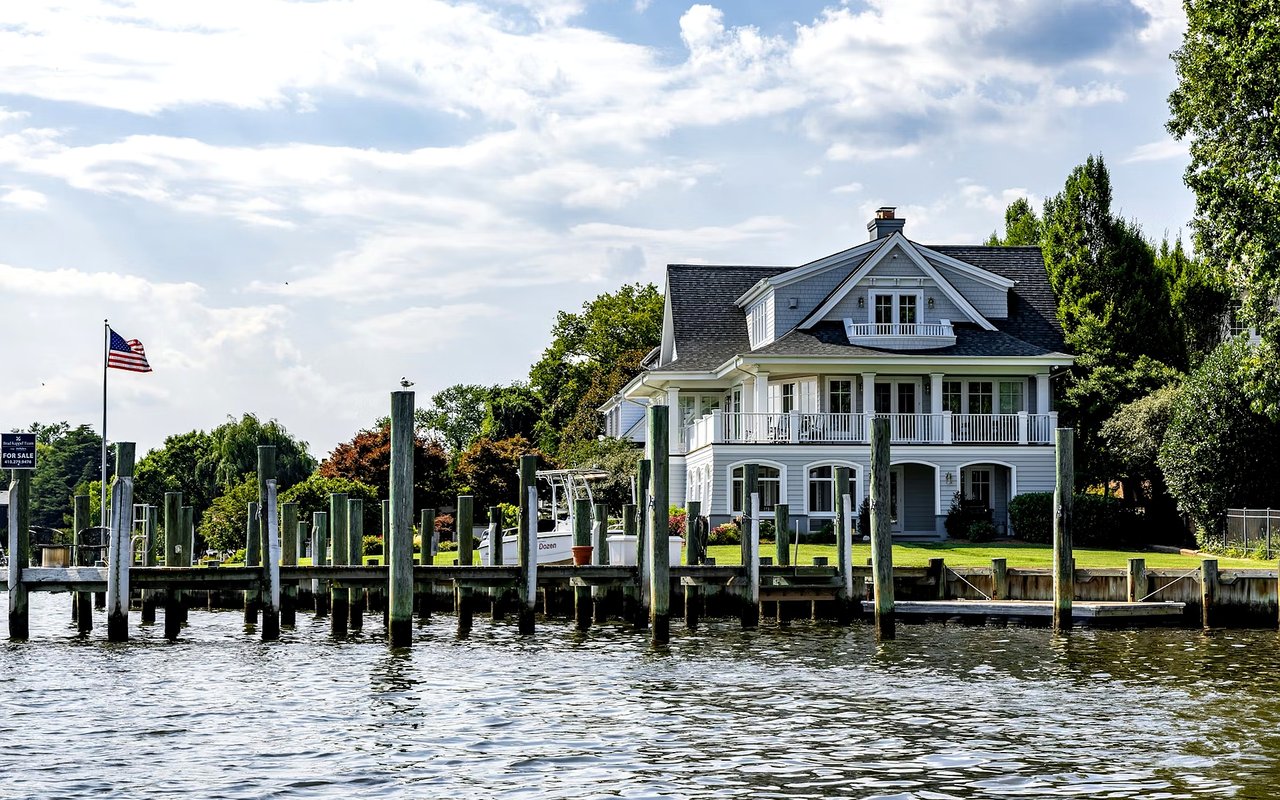 Ways to Elevate Your Waterfront Deck