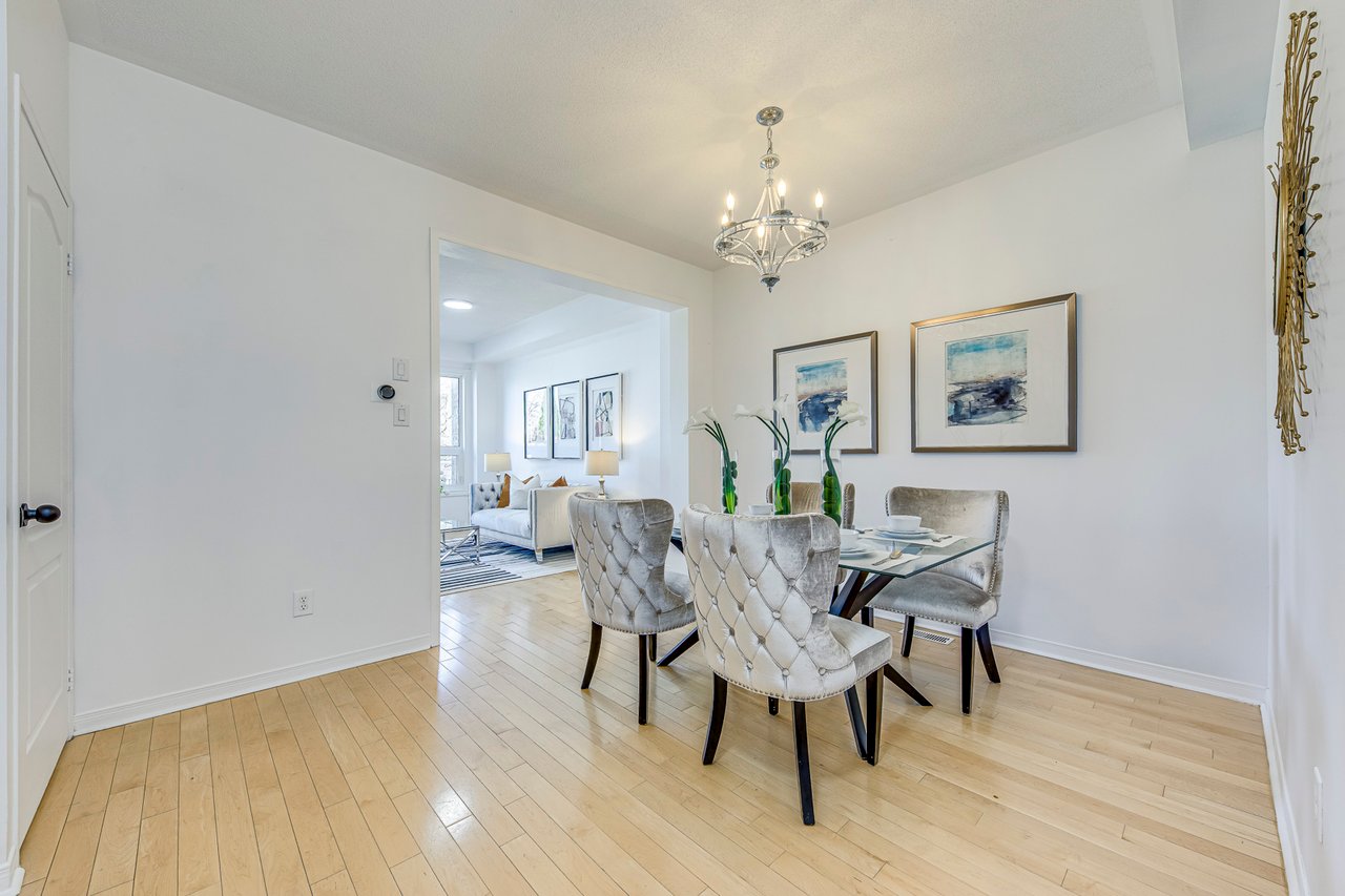 2281 Stone Glen Cres