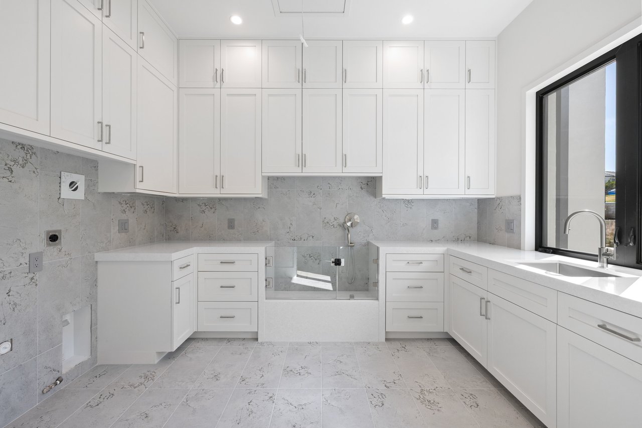 11917 Yaupon Holly Lane 