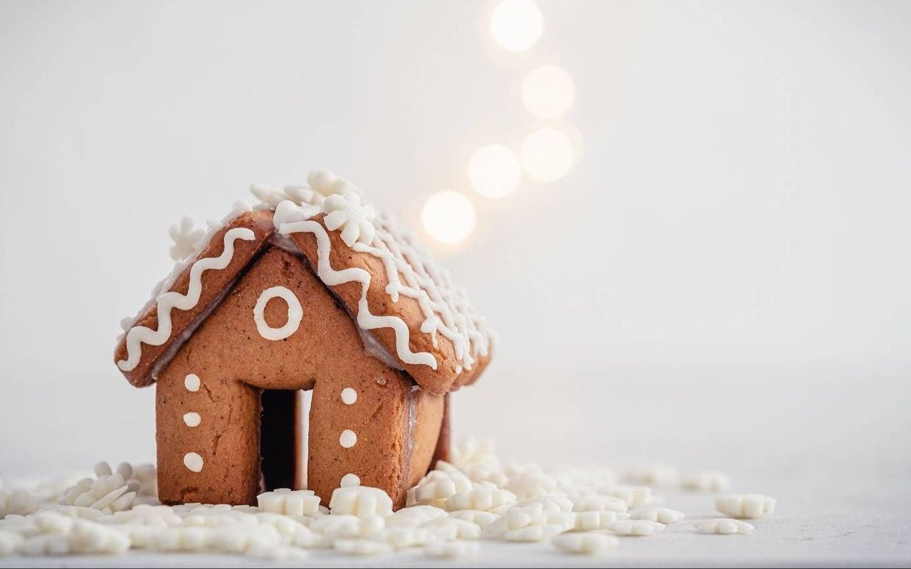 Should You List Your Home Before the Holidays?