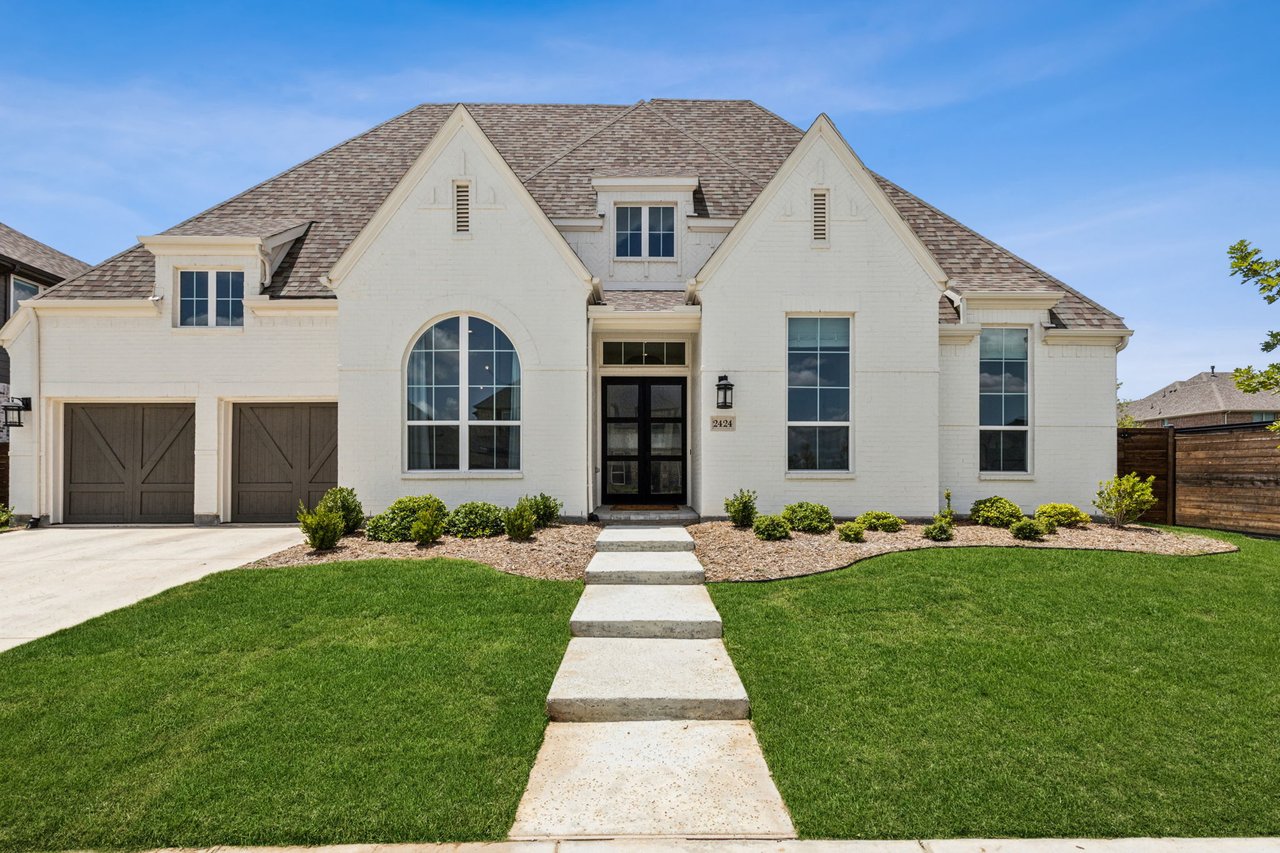 2424 Juniper Ln