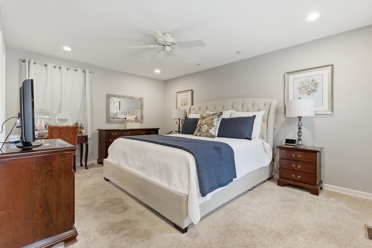 Adorable Full Brick Ranch style home just minutes from Downtown Huntsville!!