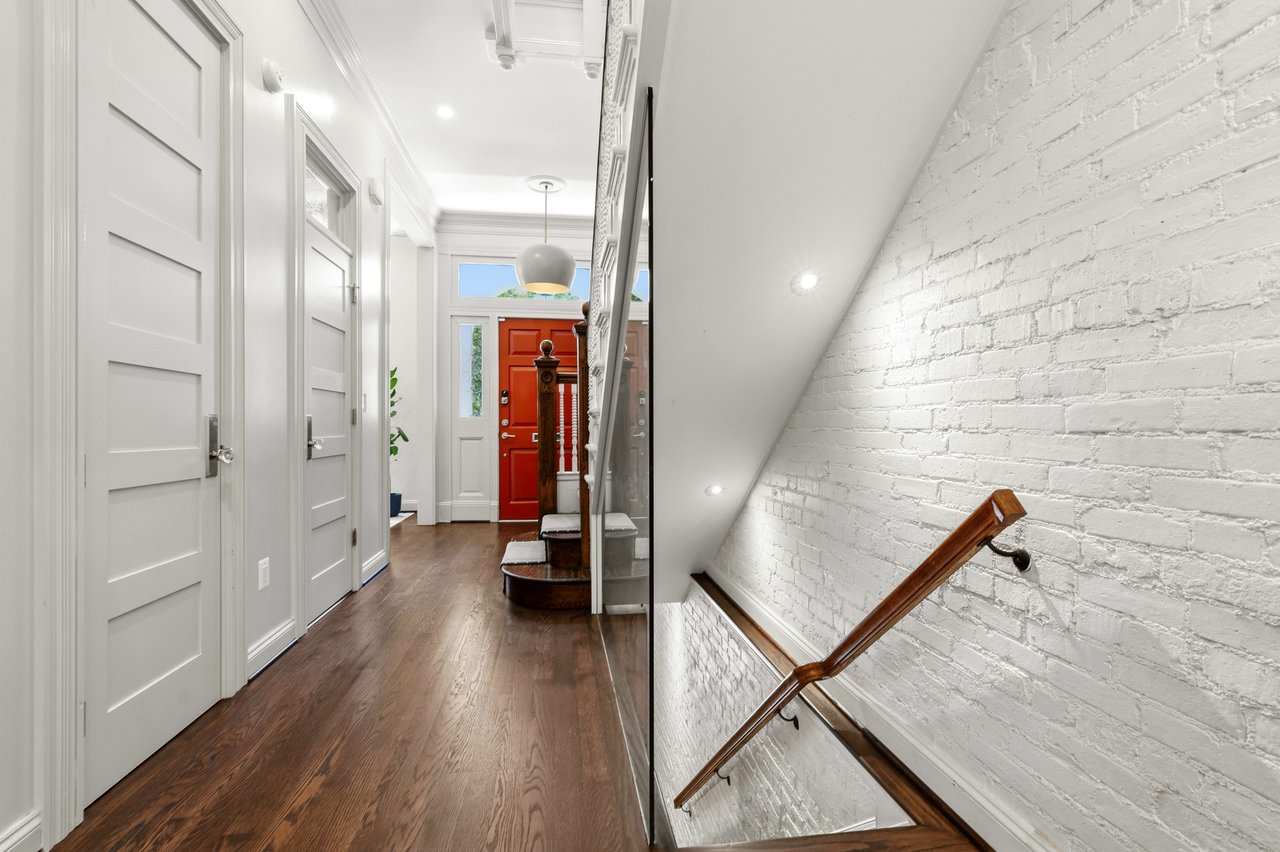 Luxury Dupont Circle Rental Listing