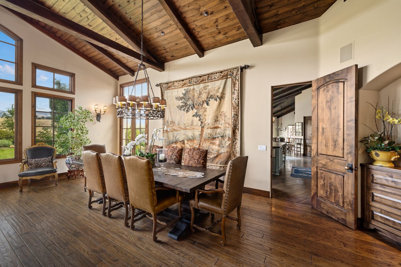 Hacienda-Style Retreat with Breathtaking Mountain Views