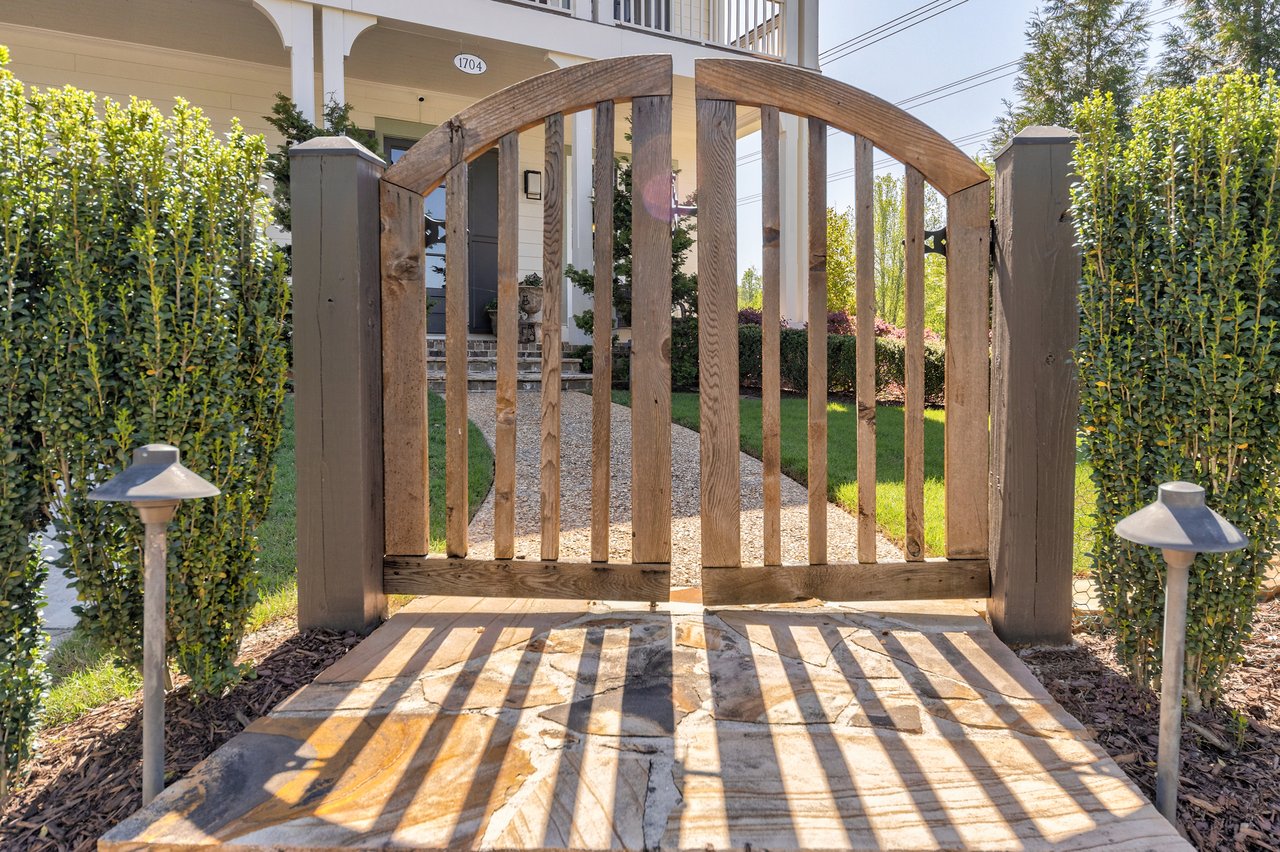 What Are the Most Exclusive Luxury Home Communities Near Atlanta Country Club Estates?