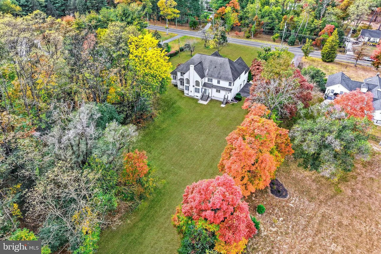 950 Bortons Landing Rd