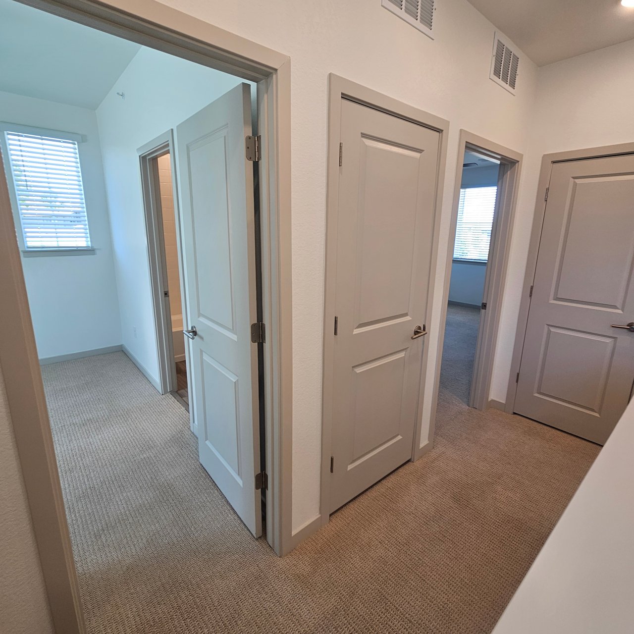 2 Bed 2.5 Bath Townhome Longmont