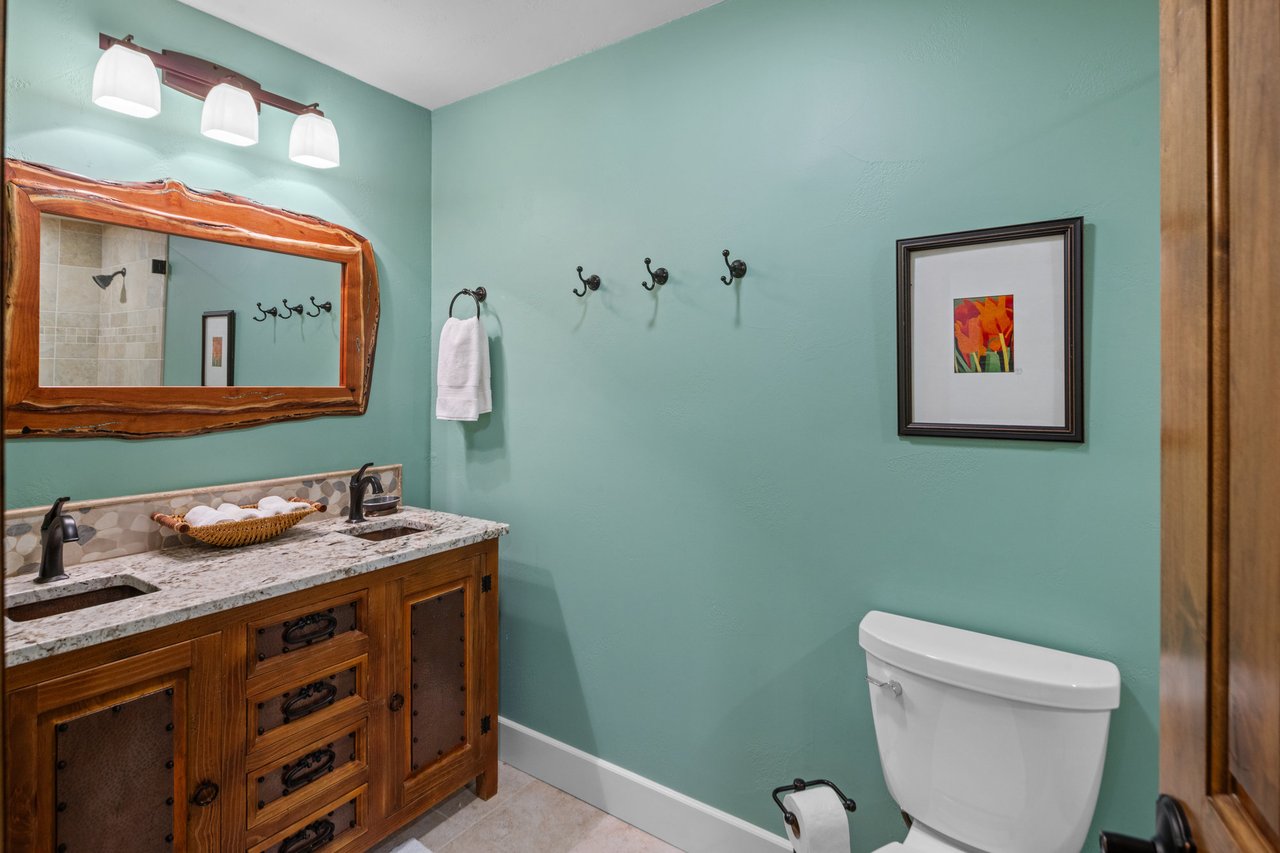 1450 Los Escondidos ST