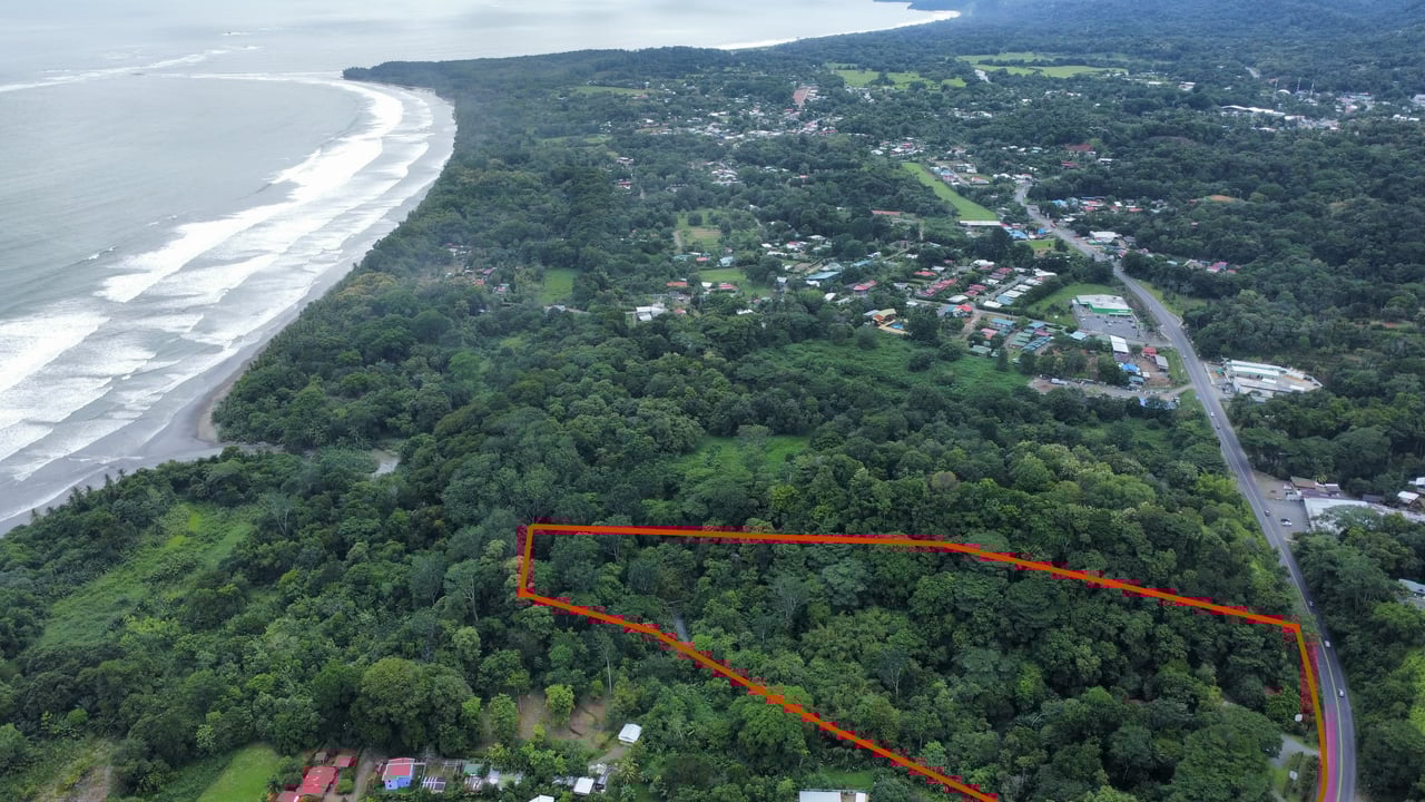 10-Acre Uvita Commercial Property with Existing Hotel & Highway Frontage – Development Potential Near the Beach
