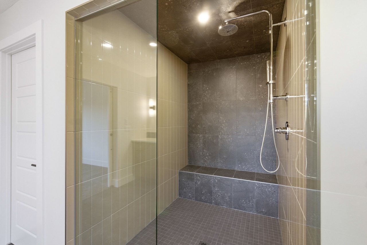 192 Creekstone Hill SW