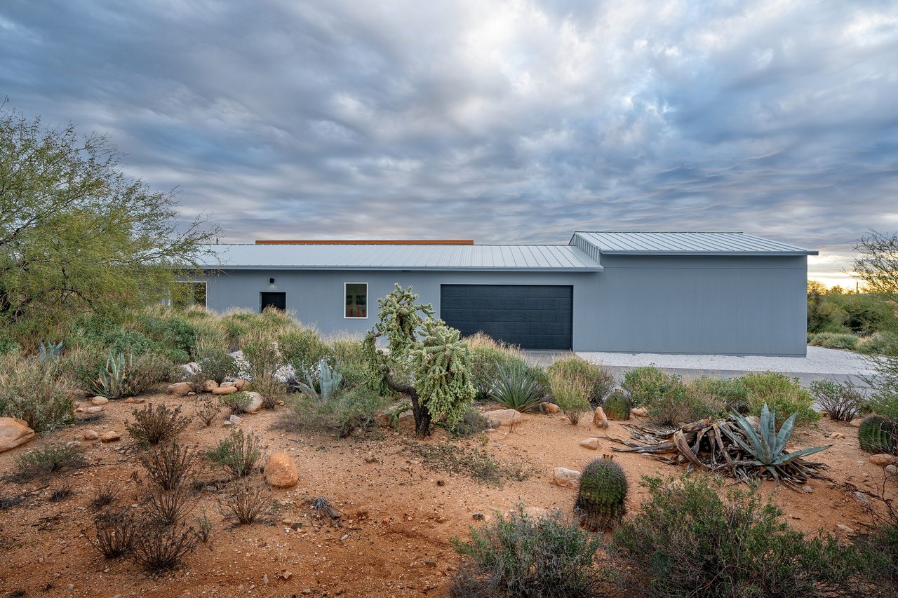 Casas Adobe Estates | Modernist Home