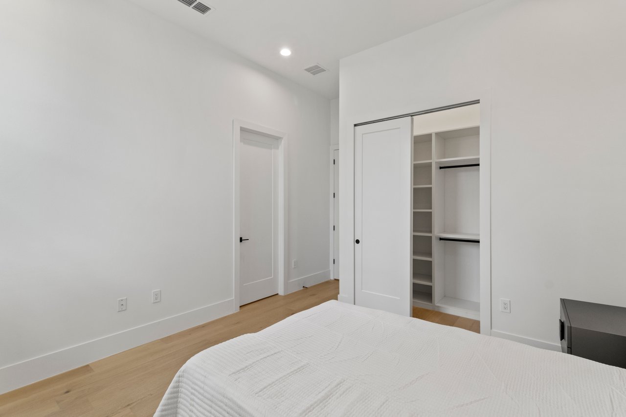7706 Ficquette Rd- Windermere