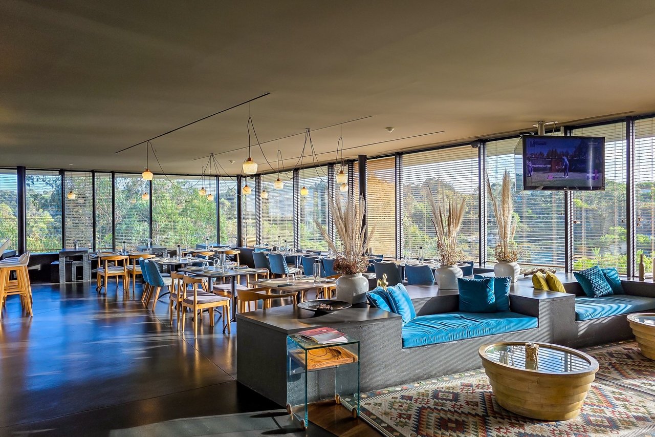 Japanese-Inspired Villa in Bom Sucesso Resort, Óbidos