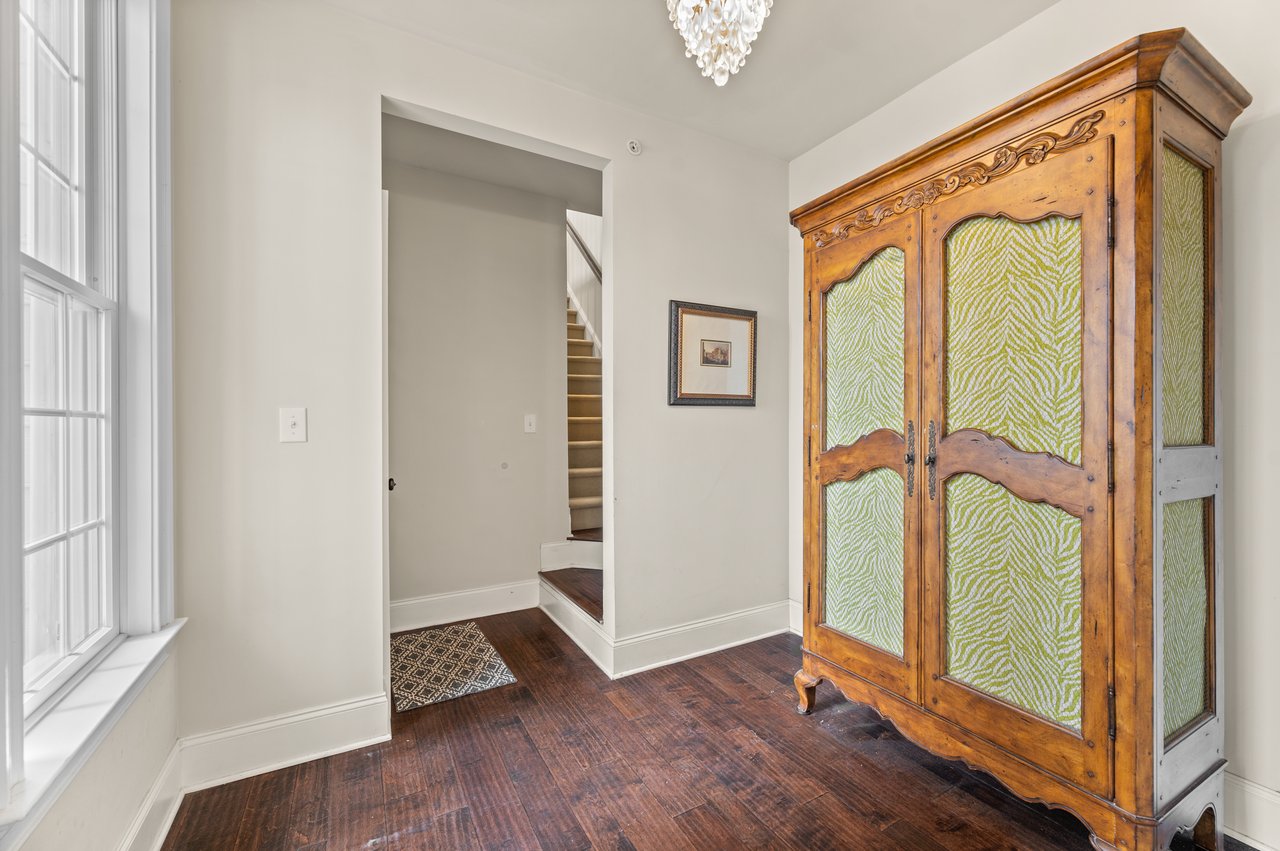 3728 Liseter Gardens