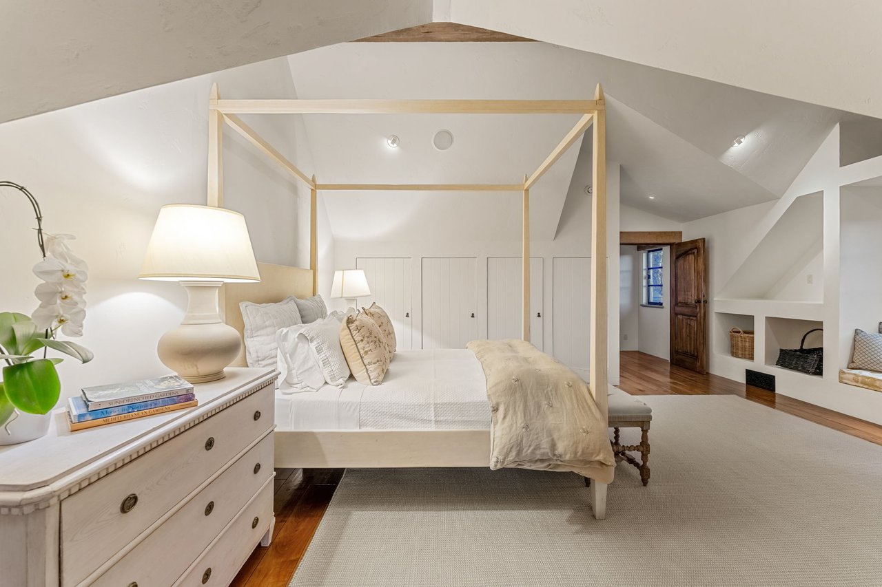 Napa Valley Compound