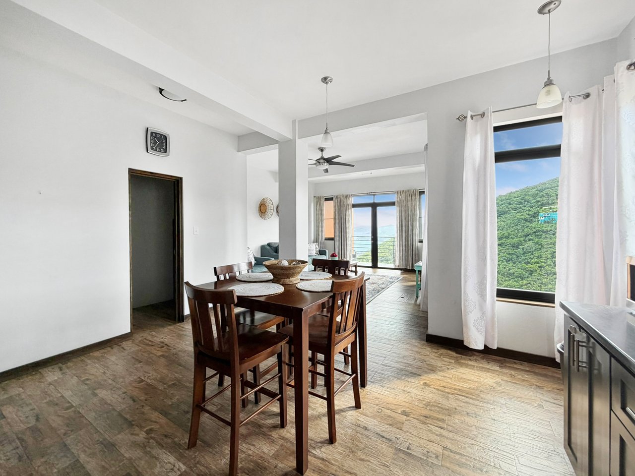 349 Mount Healthy 2 Bedroom Apartment