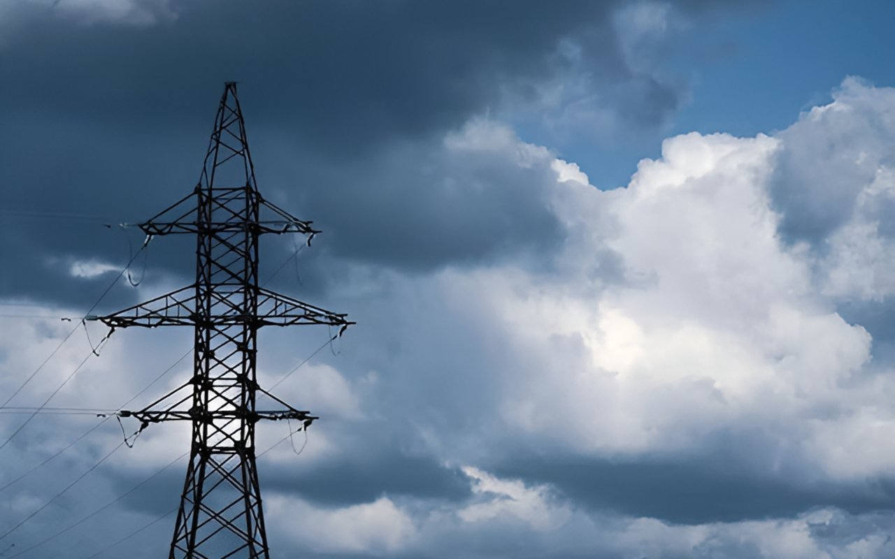 Power Lines, Property Values, and Health: What Every Homebuyer Should Know