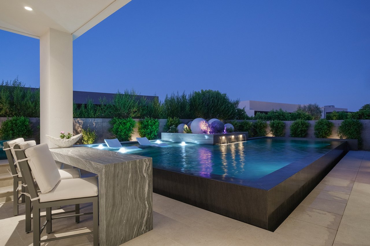 6914 E Cactus Wren Road