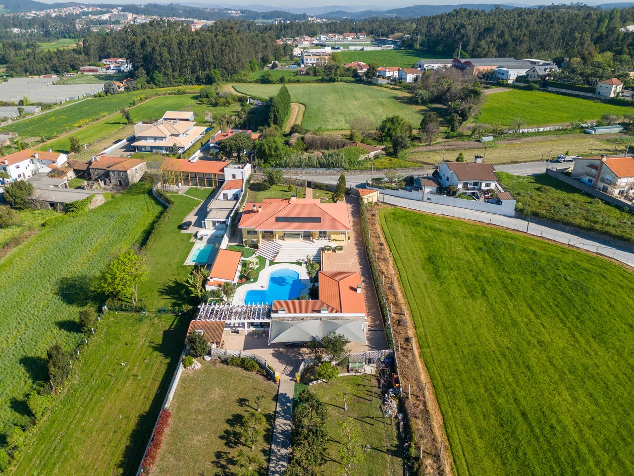 Exceptional Renovated Estate with 4 Residences, Pool & Orchard Near Porto