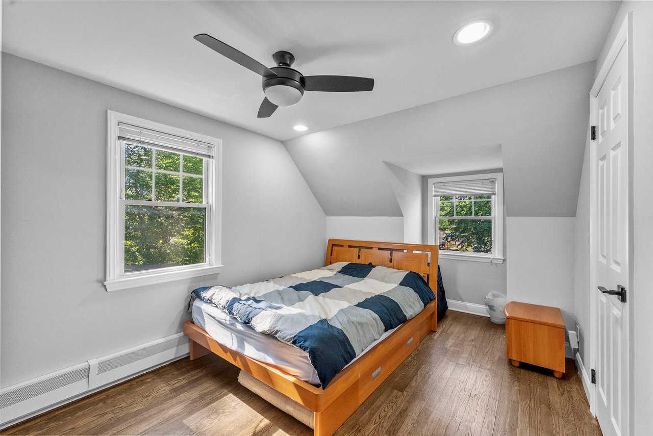 200 Hillside Ave, River Edge, NJ 07661